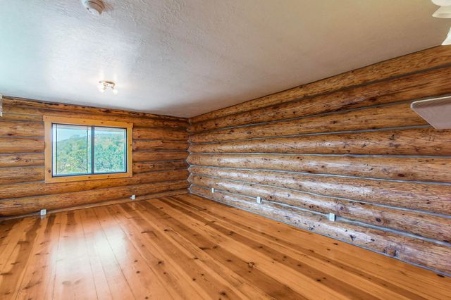 76 Los Altos De Cicuye, Pecos, NM 87552