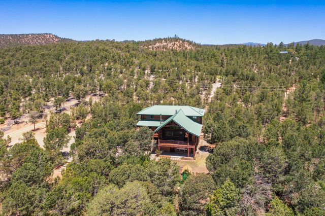76 Los Altos De Cicuye, Pecos, NM 87552