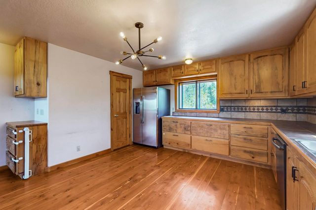 76 Los Altos De Cicuye, Pecos, NM 87552