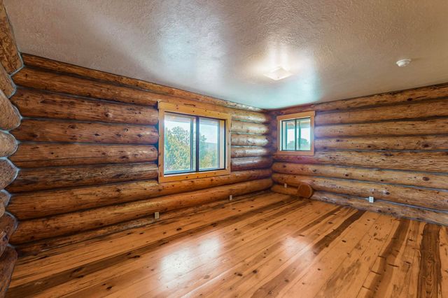 76 Los Altos De Cicuye, Pecos, NM 87552