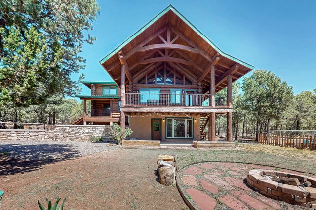 76 Los Altos De Cicuye, Pecos, NM 87552