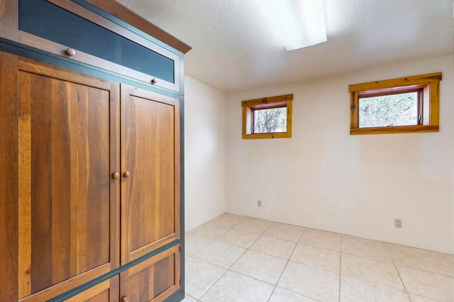 76 Los Altos De Cicuye, Pecos, NM 87552