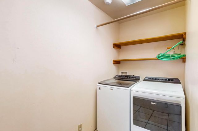 76 Los Altos De Cicuye, Pecos, NM 87552