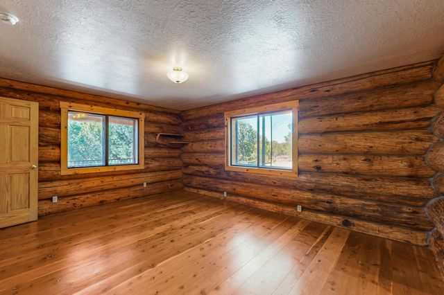 76 Los Altos De Cicuye, Pecos, NM 87552