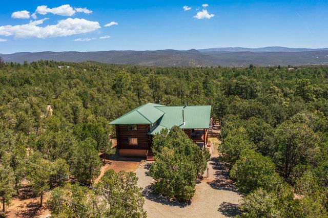 76 Los Altos De Cicuye, Pecos, NM 87552