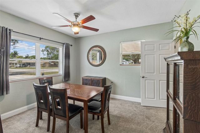 5598 14TH AVENUE N, St Petersburg, FL 33710