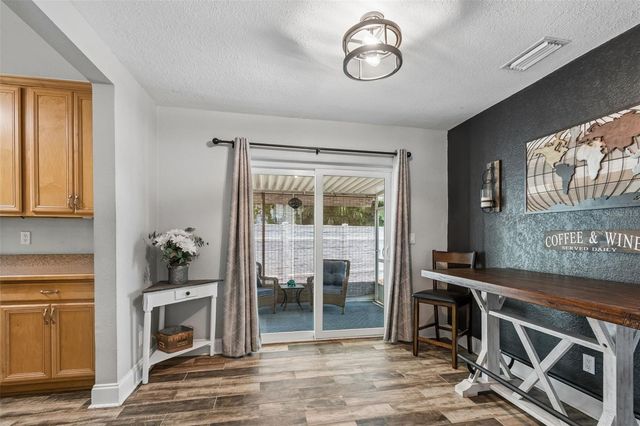 5598 14TH AVENUE N, St Petersburg, FL 33710