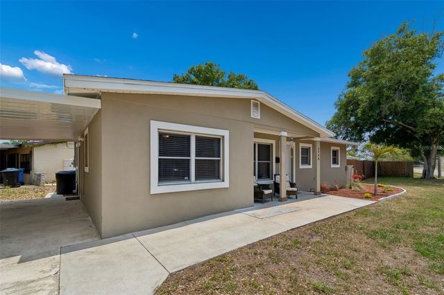 5598 14TH AVENUE N, St Petersburg, FL 33710
