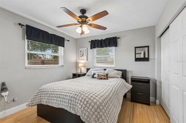 5598 14TH AVENUE N, St Petersburg, FL 33710