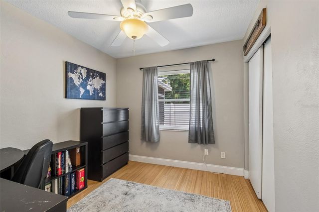 5598 14TH AVENUE N, St Petersburg, FL 33710