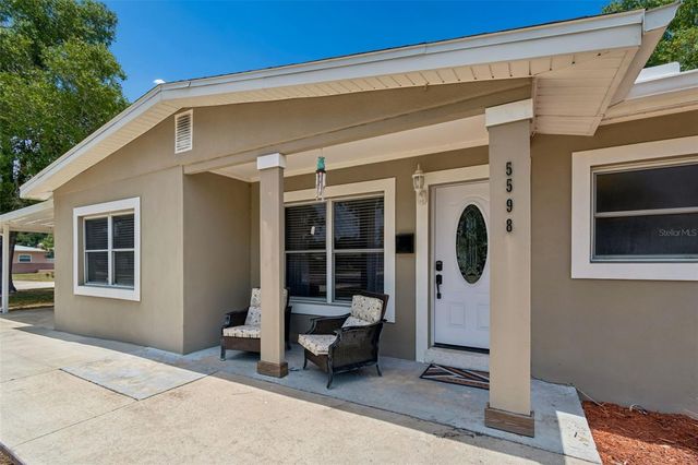 5598 14TH AVENUE N, St Petersburg, FL 33710