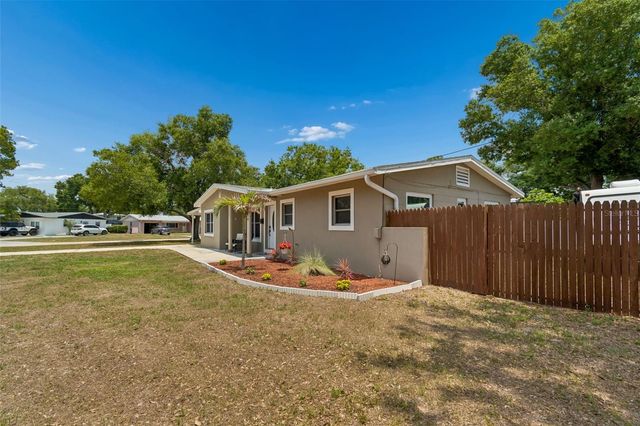 5598 14TH AVENUE N, St Petersburg, FL 33710
