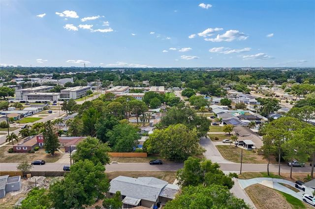 5598 14TH AVENUE N, St Petersburg, FL 33710