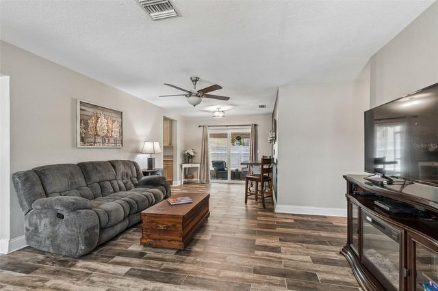 5598 14TH AVENUE N, St Petersburg, FL 33710
