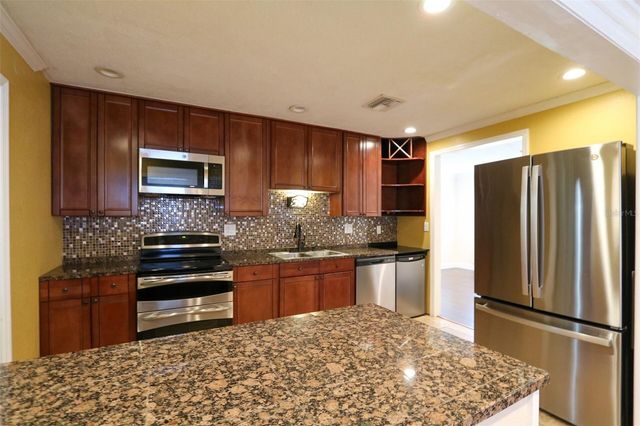 4419 W EUCLID AVENUE, Tampa, FL 33629