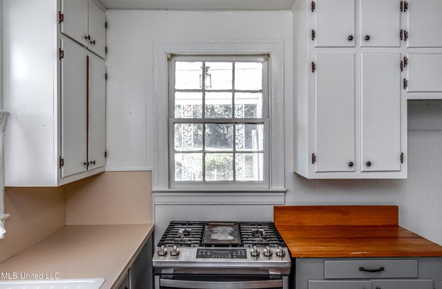 602 Simpson Hwy 149, Magee, MS 39111