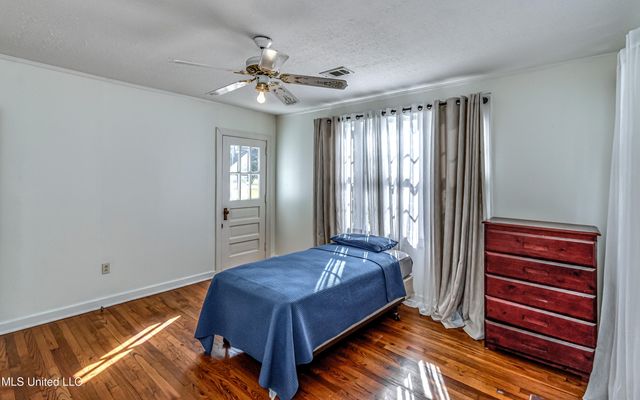 602 Simpson Hwy 149, Magee, MS 39111