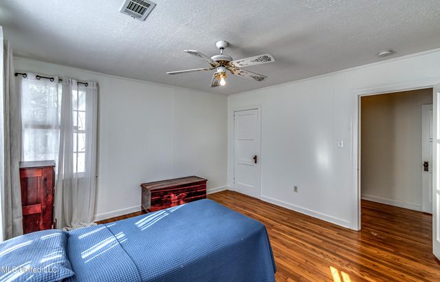 602 Simpson Hwy 149, Magee, MS 39111