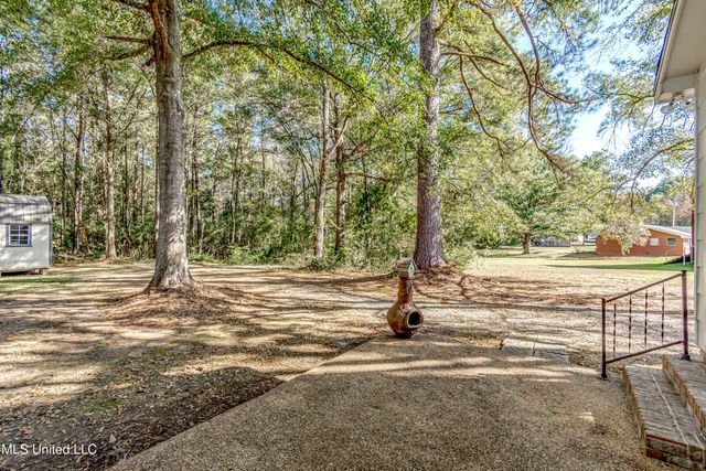 602 Simpson Hwy 149, Magee, MS 39111