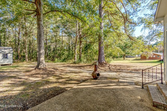 602 Simpson Hwy 149, Magee, MS 39111