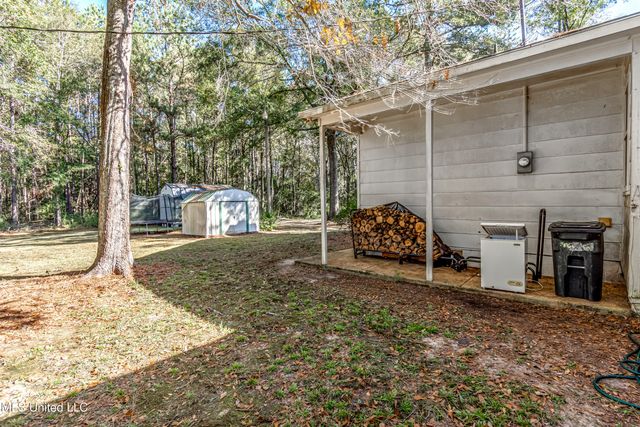 602 Simpson Hwy 149, Magee, MS 39111