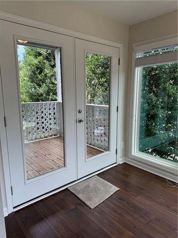 907 NATCHEZ Trace, Atlanta, GA 30350