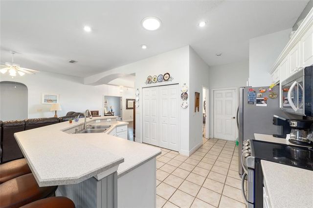 2301 SE 22ND LOOP, Ocala, FL 34471