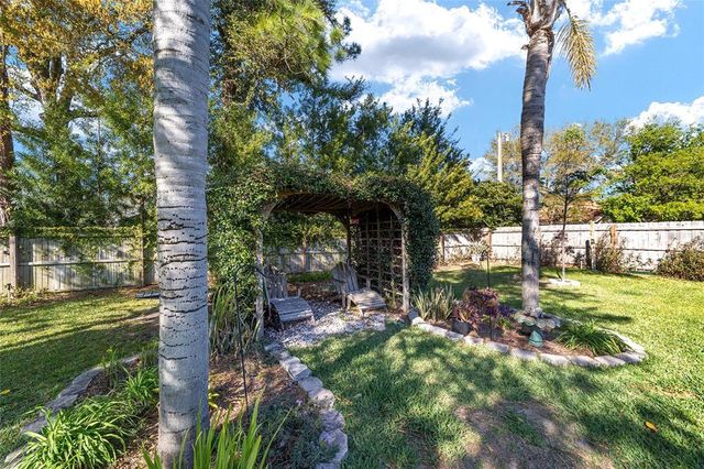 2301 SE 22ND LOOP, Ocala, FL 34471