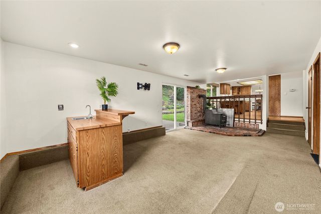 422 142nd Street Ct S, Tacoma, WA 98444