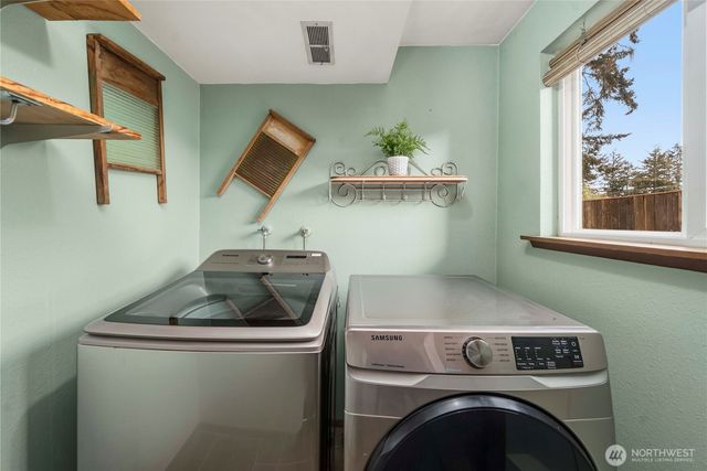 422 142nd Street Ct S, Tacoma, WA 98444