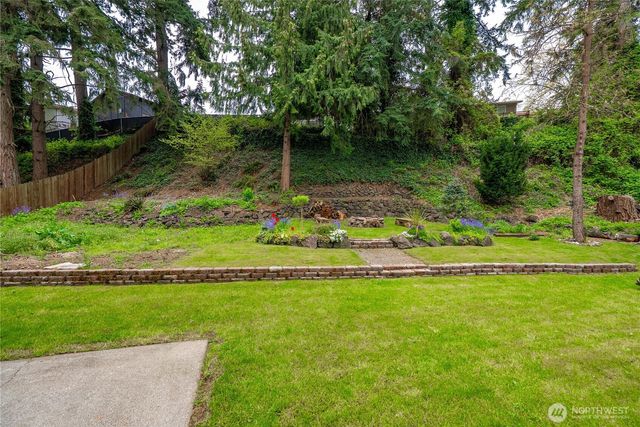 422 142nd Street Ct S, Tacoma, WA 98444