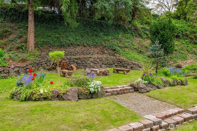 422 142nd Street Ct S, Tacoma, WA 98444