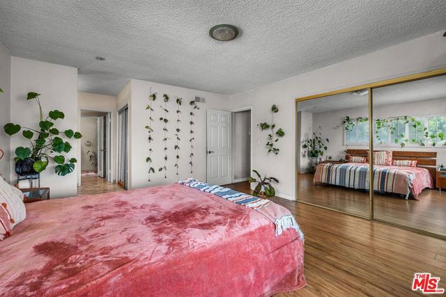 1766 Midvale Avenue, Los Angeles, CA 90024