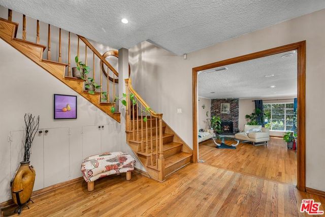 1766 Midvale Avenue, Los Angeles, CA 90024