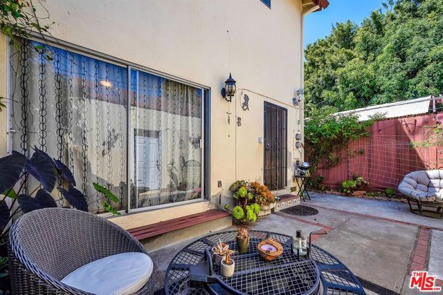1766 Midvale Avenue, Los Angeles, CA 90024