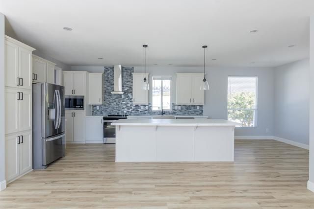 155 Las Flores Dr 39, San Marcos, CA 92069