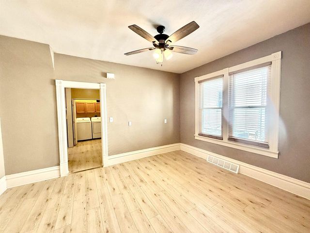 284 4TH STREET, Fond Du Lac, WI 54935