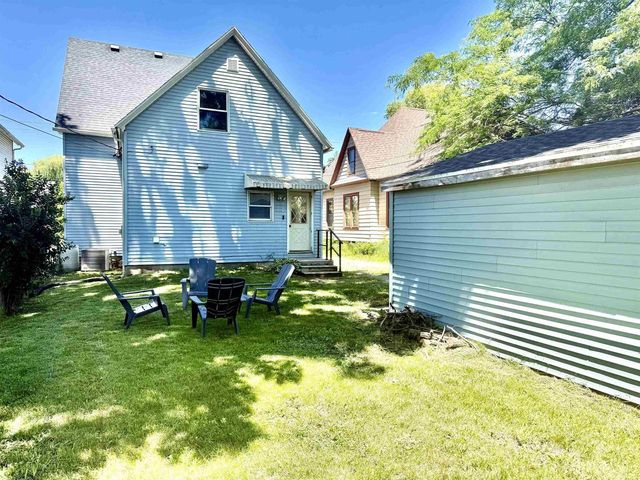 284 4TH STREET, Fond Du Lac, WI 54935