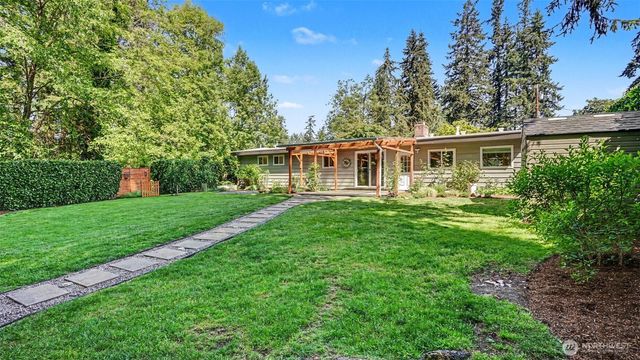 5318 193rd Place SW, Lynnwood, WA 98036