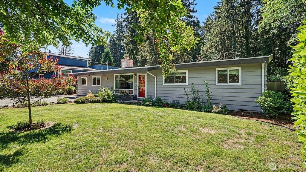 5318 193rd Place SW, Lynnwood, WA 98036