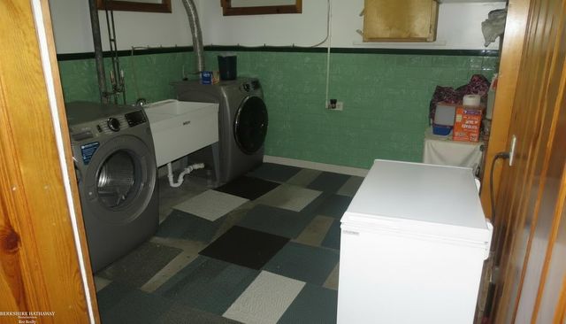 6447 Osage Avenue, Allen Park, MI 48101