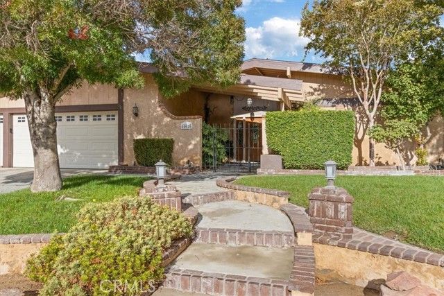 44028 Galion Avenue, Lancaster, CA 93536