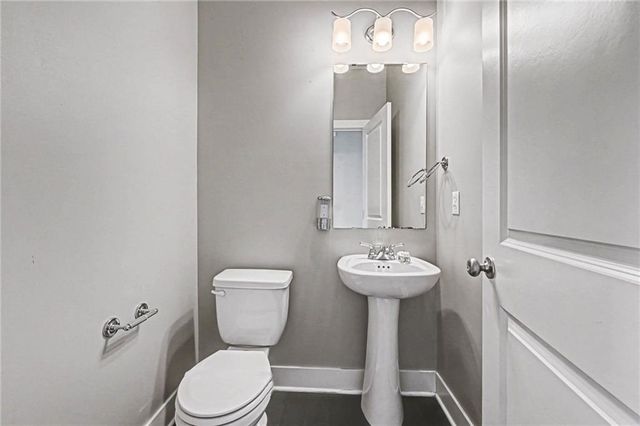 23729 W 92nd Terrace, Lenexa, KS 66227