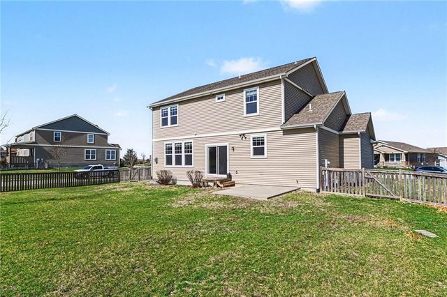 23729 W 92nd Terrace, Lenexa, KS 66227