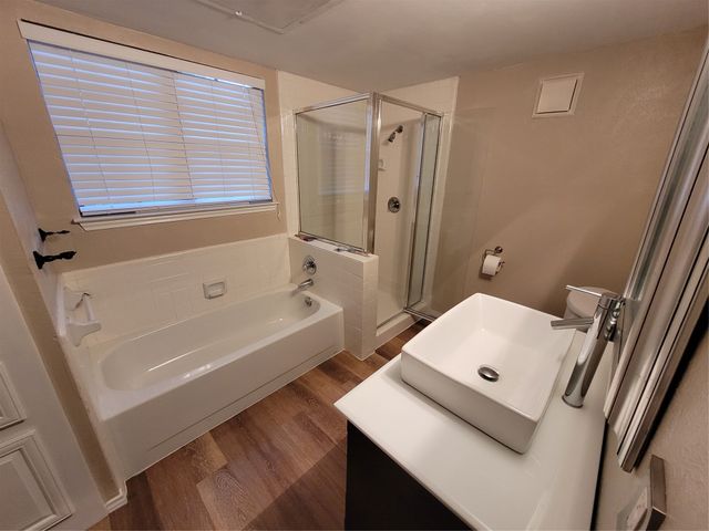 15221 Berry Trail 901, Dallas, TX 75248