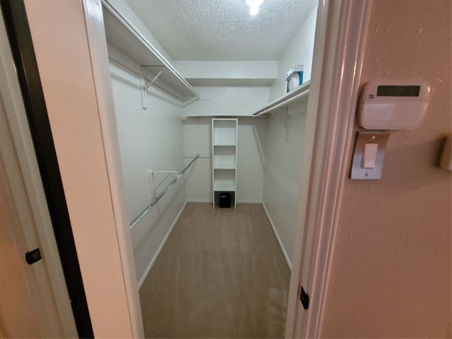 15221 Berry Trail 901, Dallas, TX 75248