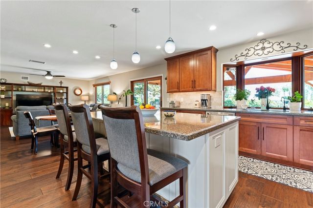 7975 Pearl, Alta Loma, CA 91701
