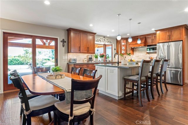 7975 Pearl, Alta Loma, CA 91701
