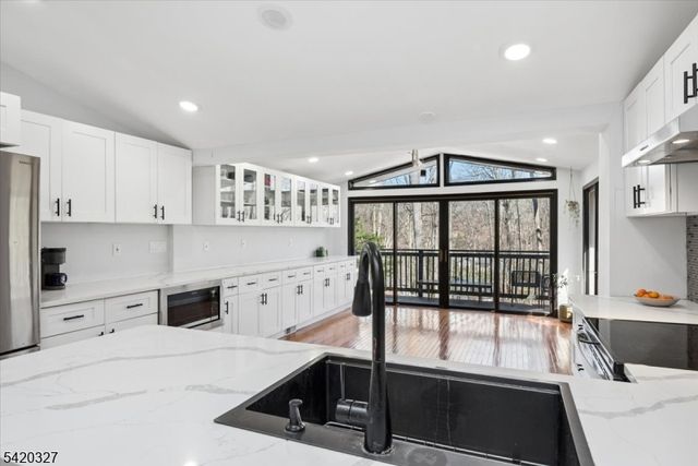 2 Audubon Dr, Denville Twp., NJ 07834