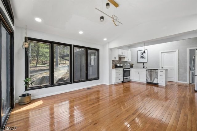 2 Audubon Dr, Denville Twp., NJ 07834